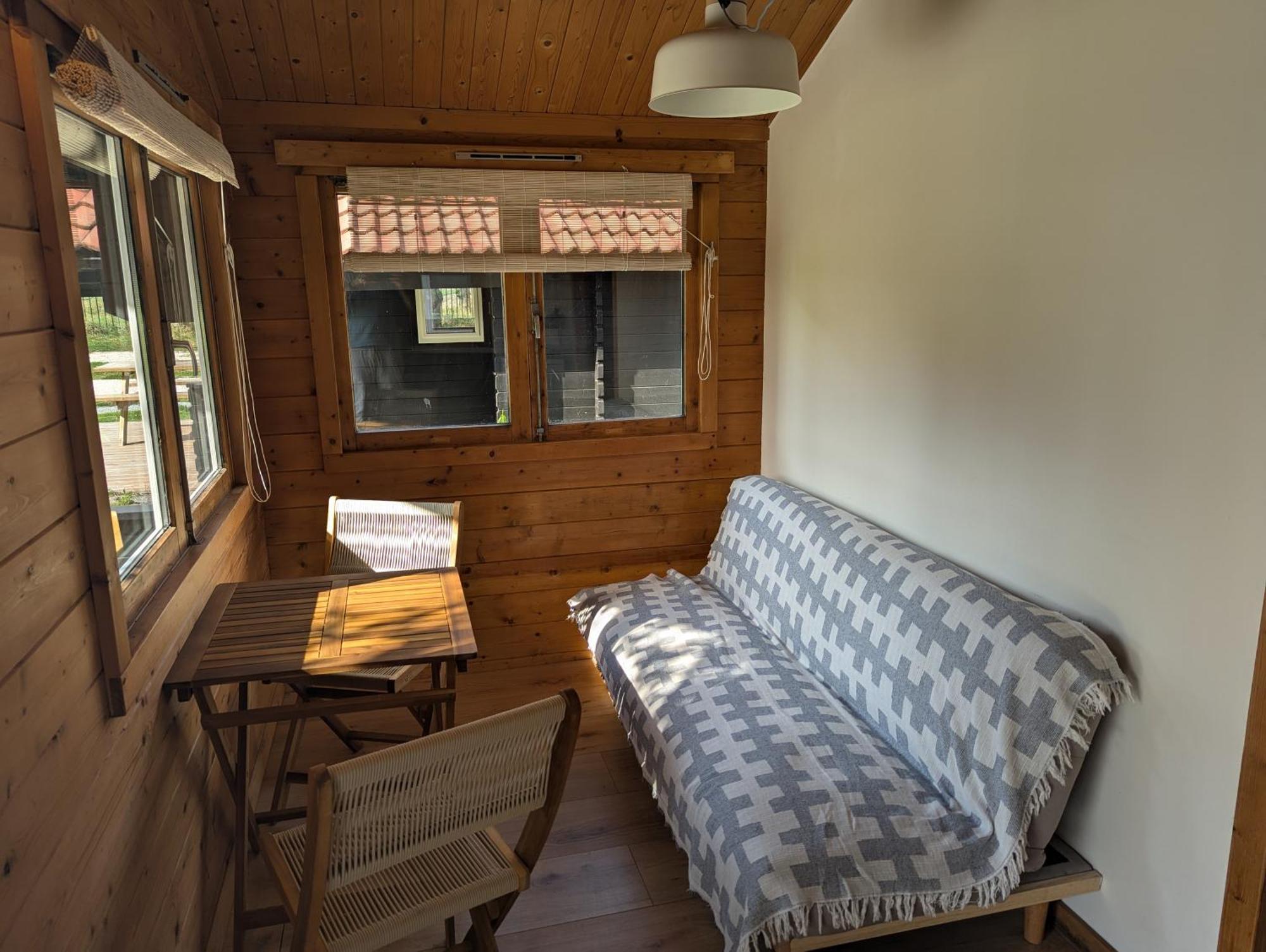 The Bee - Trekkershuts & Apartment Opperdoes Exteriér fotografie